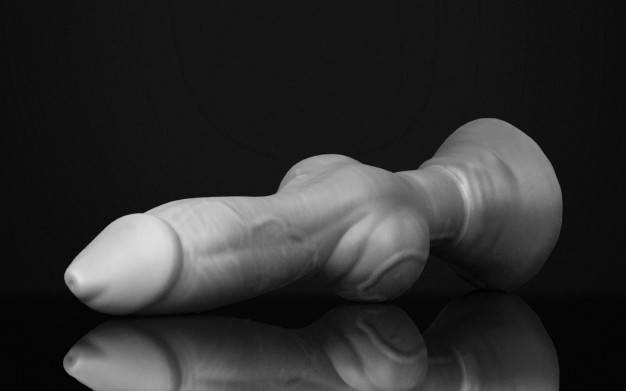 Weredog Gideon Jet Medium, premium black silicone dildo 25 x 3.8–7.3 cm