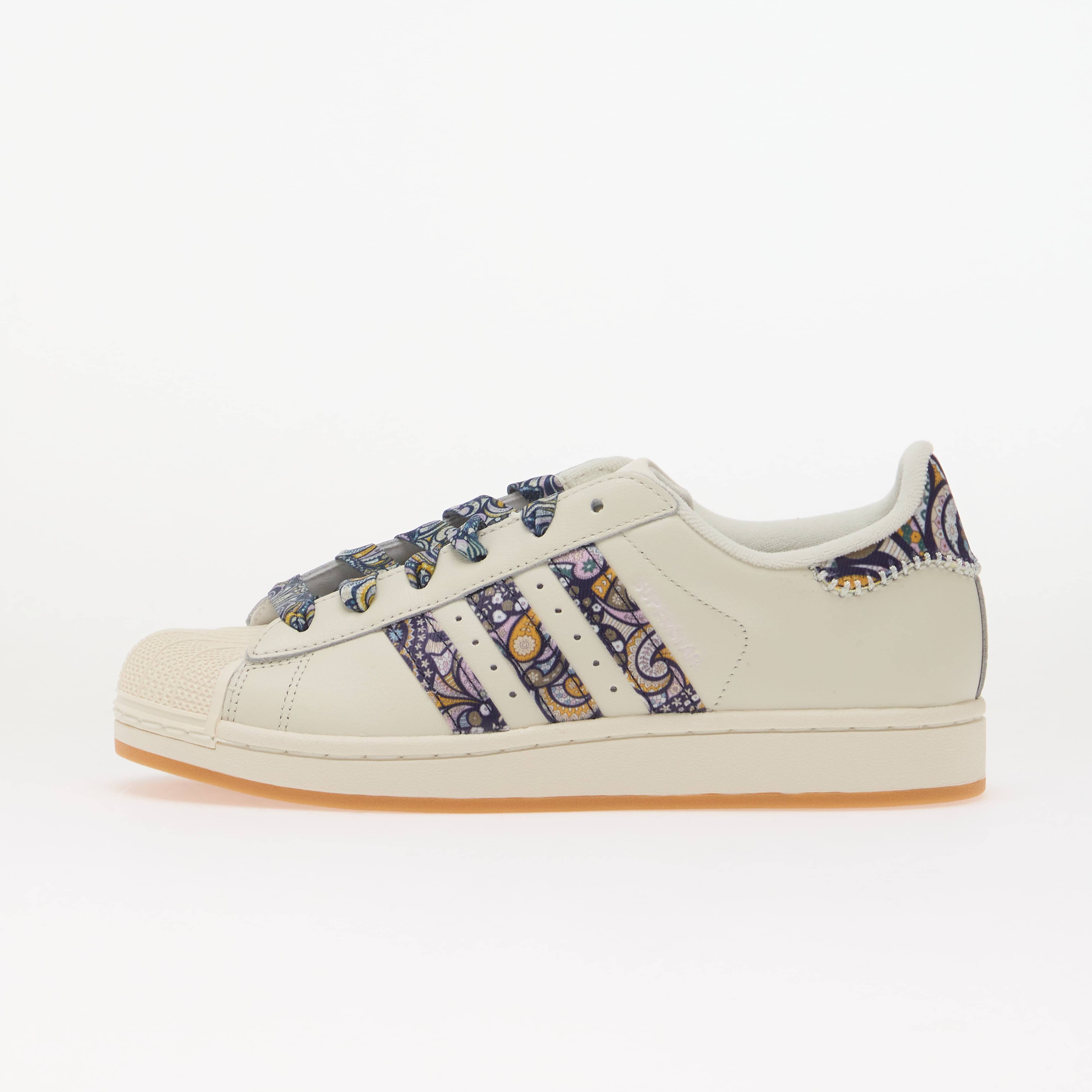 Sko adidas x Liberty London Superstar II Kids Core White/ Orchid Fusion/ Gum 1 6.5 - Gum 1 - 6.5