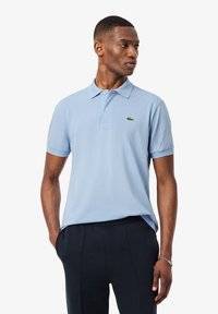 LACOSTE - POLO SHORT SLEEVES MEN - Piké - bleu clair-hba
