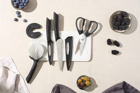 8 cm Urtekniv; Black; Spectrum