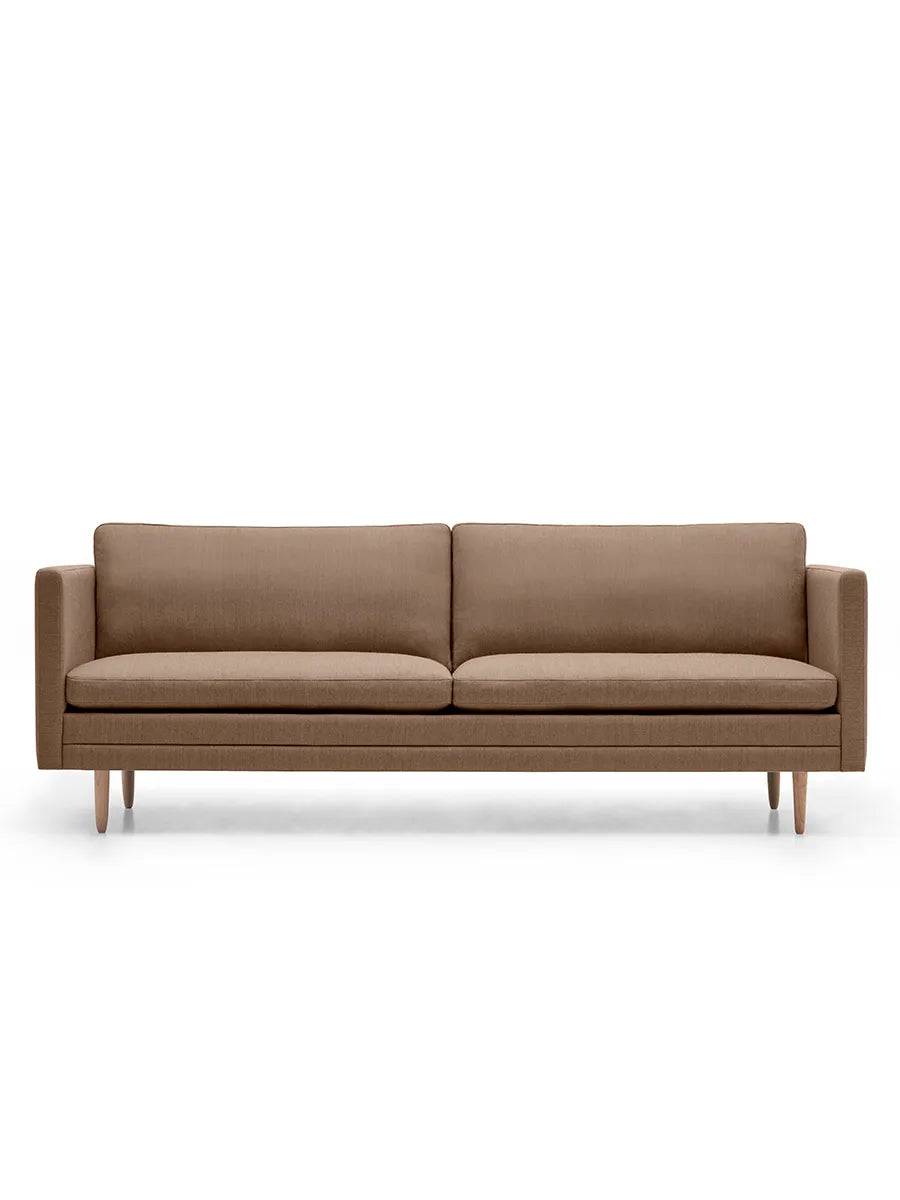 MH2614/MH2615 sofa, mood fra Mogens Hansen Coneslim eg / 2½-pers. sofa / Mood 4104 - Jacobsen Plus