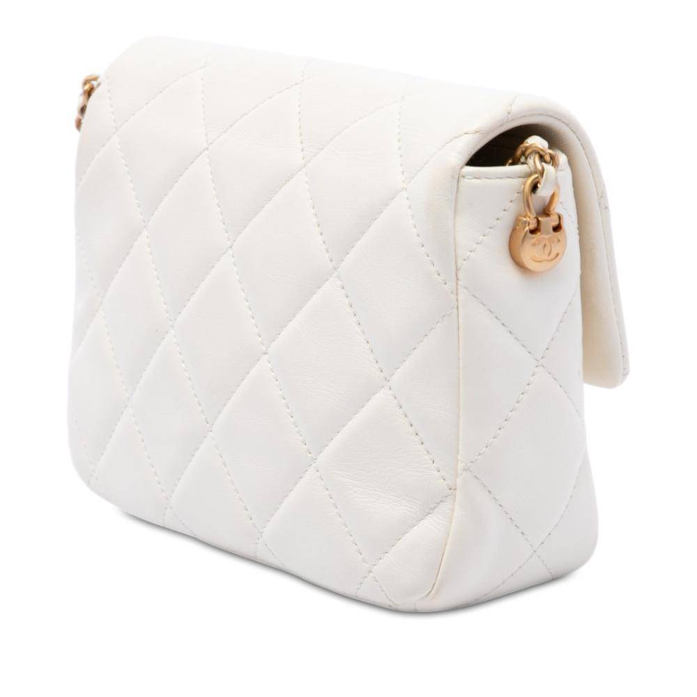 Chanel Vintage Chanel Flap Bag Stl. - Chanel Vintage Från Magasin - White (L 13.50cm x W 18cm x D 6cm)