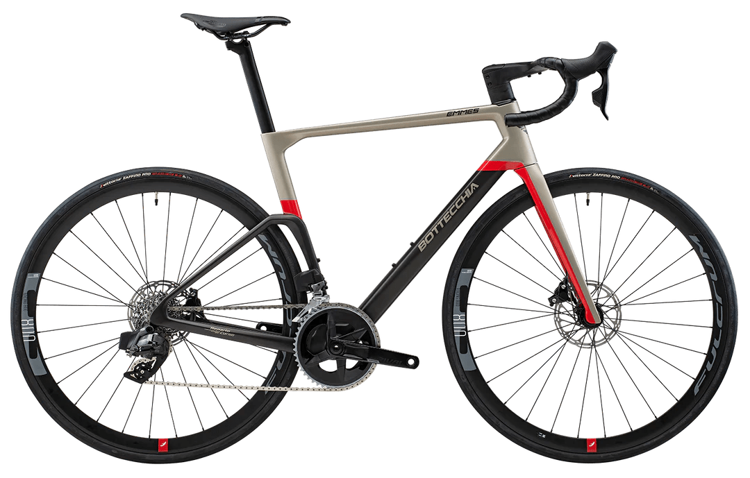 Bottecchia EMME 5 2025 - Shimano Ultegra Di2 2x12sp - ITM Carbon 40mm FUGA / Ursus Carbon TC37 TL - 149 / 54 / B1 NERO OPACO E LUCIDO (54)