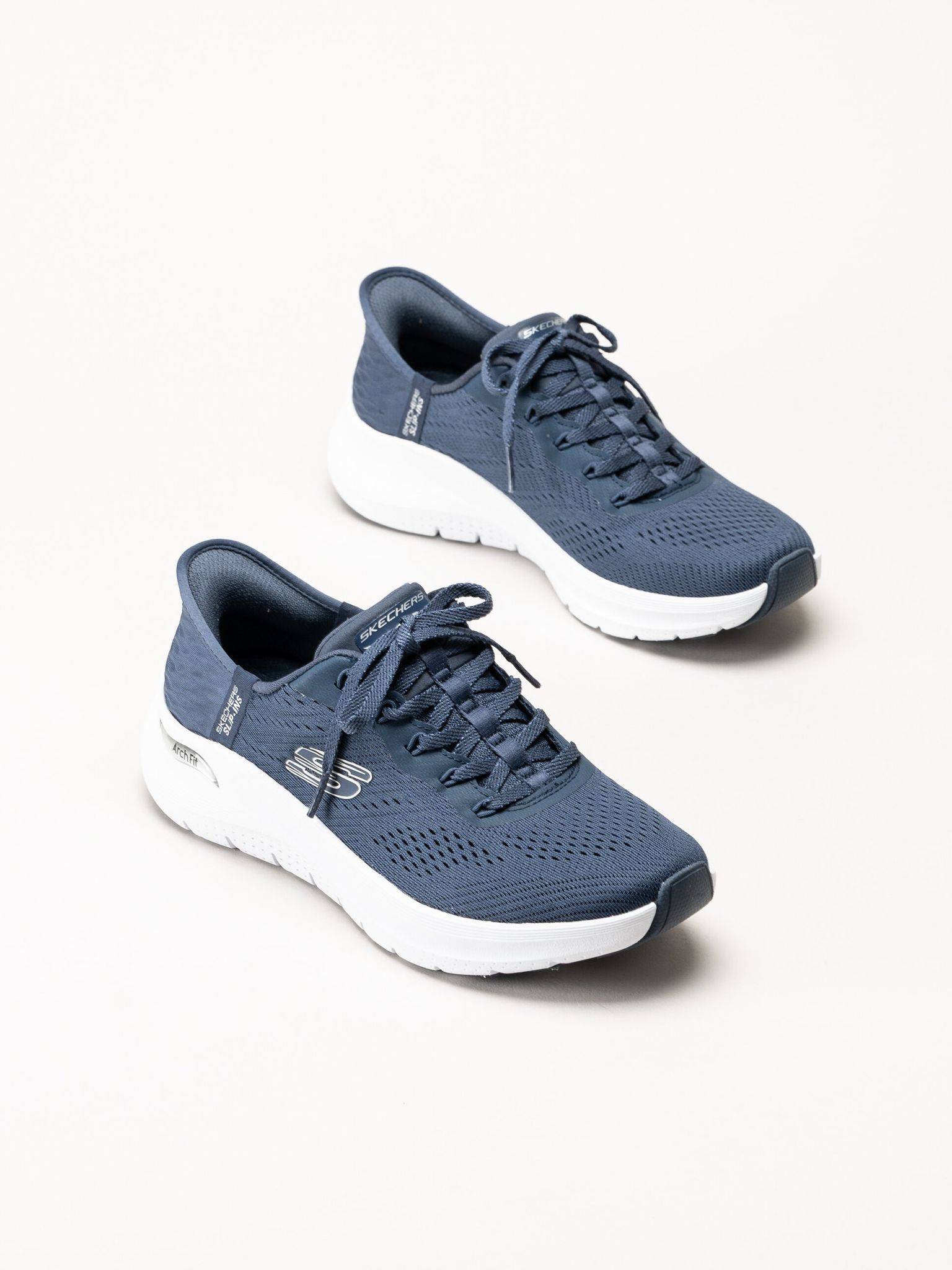 Skechers - Arch Fit 2.0 - Marinblå slip-ins sneakers i mesh storlek 36 - Blå (36)