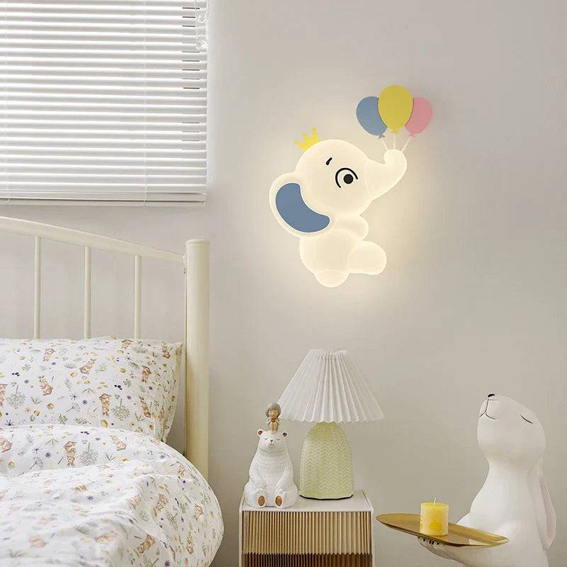 SavanneKids Lampa – Söt Vägglampa för Barn - Elefant C / Fjärrkontroll / AC 220V-240V