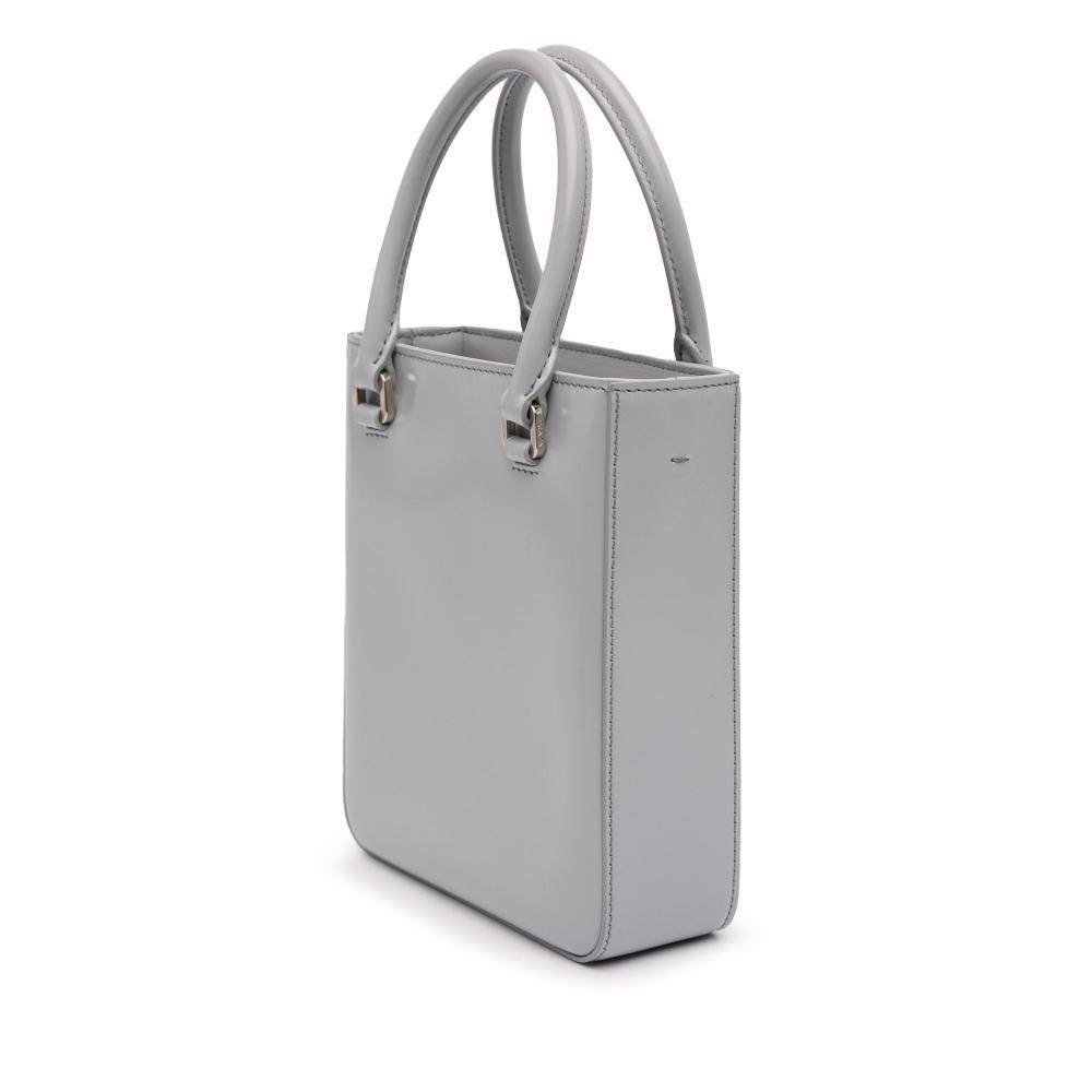 Prada Vintage Prada Tote L 17.50cm x W 15.50cm x D 5cm - Totebags hos Magasin.