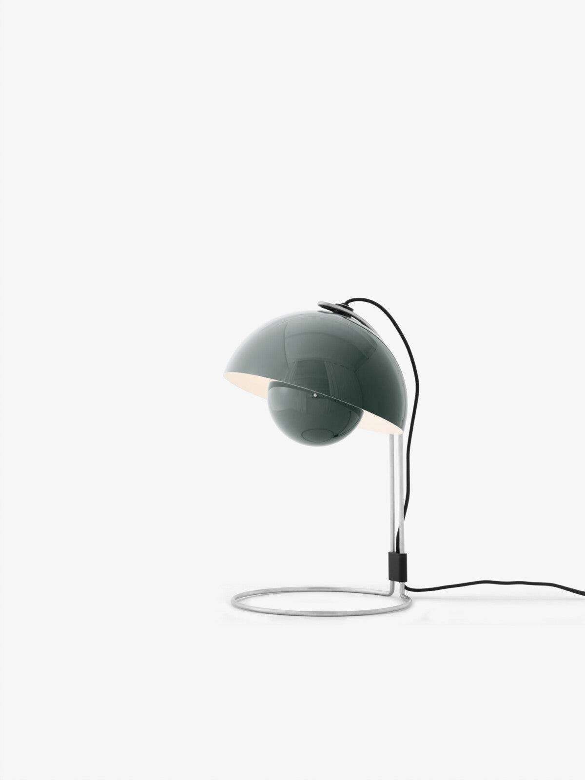 Verner Panton - Flowerpot VP4 Stone Blue Bordlampe - Andtradition - Hos Lampeagenten.