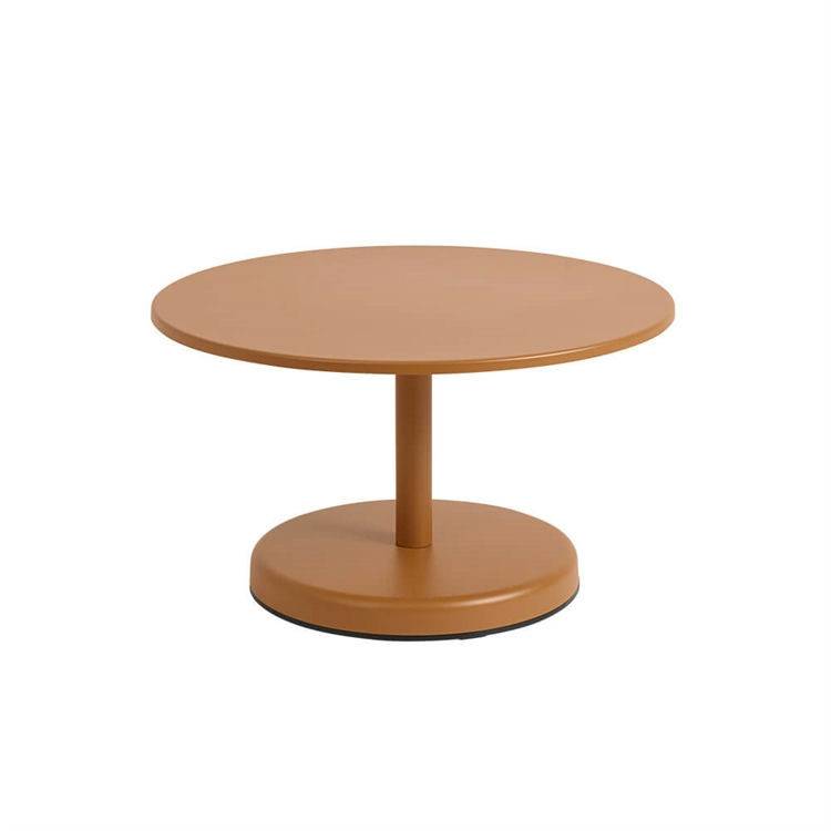 Muuto Linear Steel Cafe Havebord Burnt Orange Ø70, H40