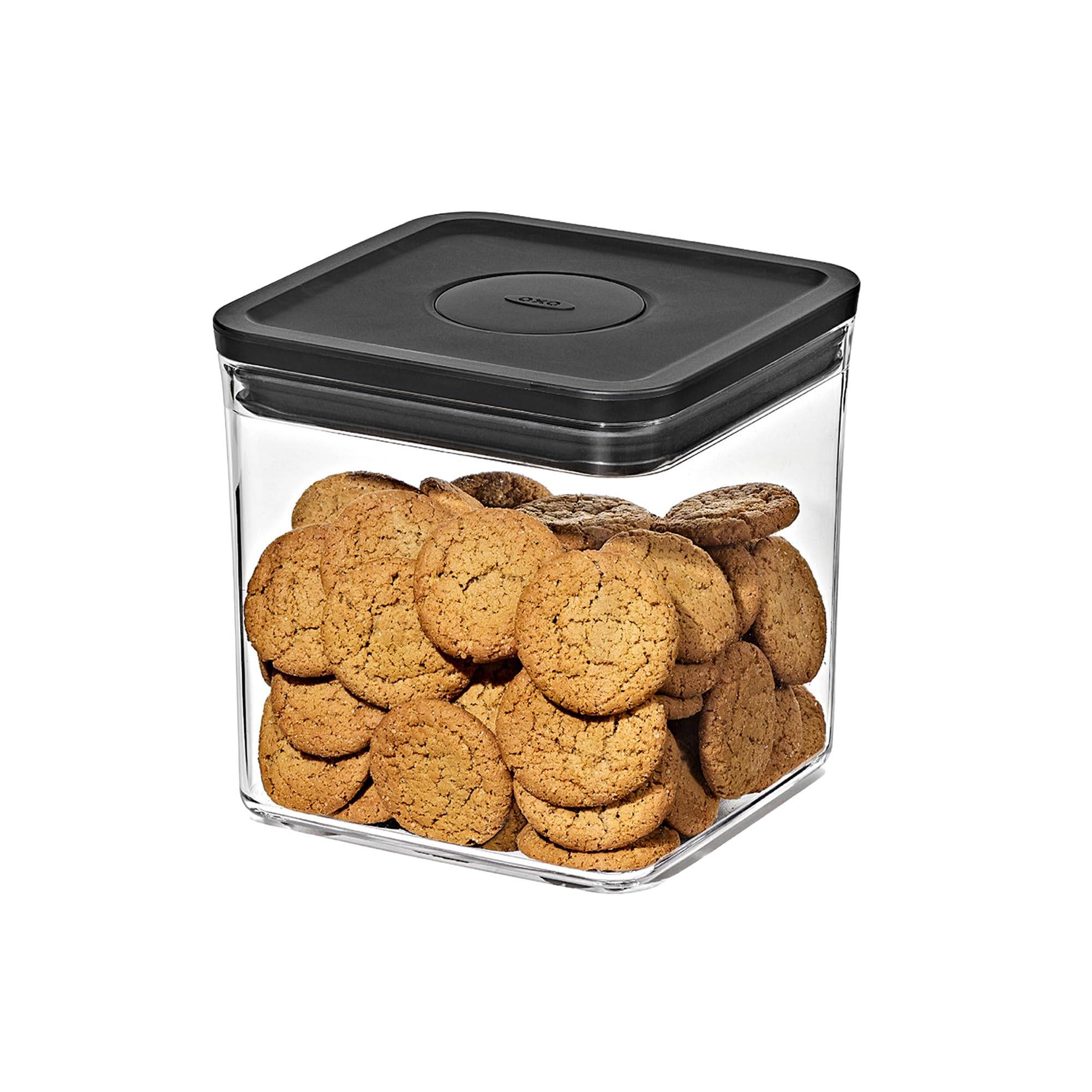 OXO Pop Airtight Plastic Storage Containers for Kitchen Storage Dry Big Square Matte Black Containers, 2.6L (Food, Condiments, Goods, Moisture-Proof),