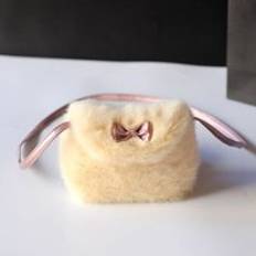 5 färger flickor barn handväska bowknot mini konstgjord päls barn handväskor cross body bekväm söt barn handväska