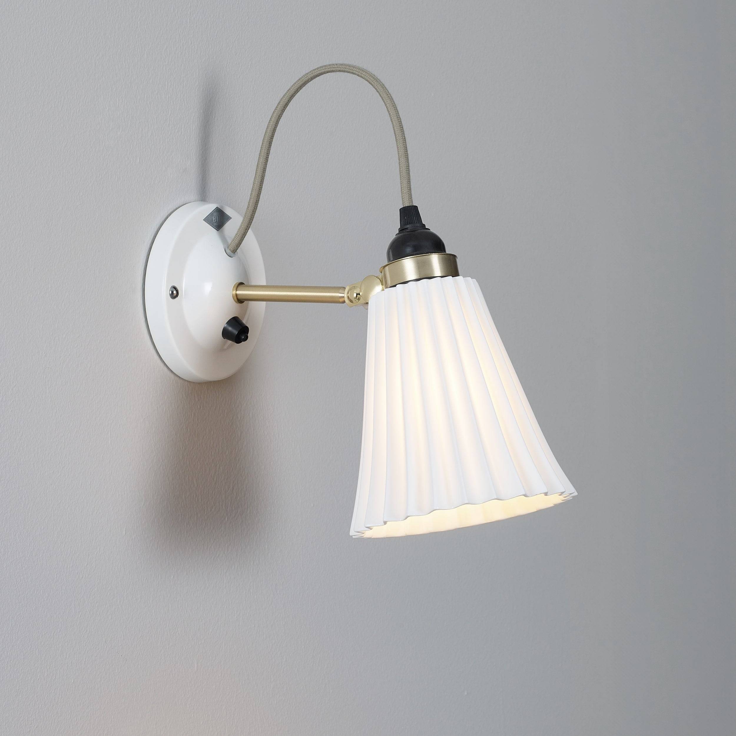 Hector Pleat Brass væglampe Original BTC - Med afbryder