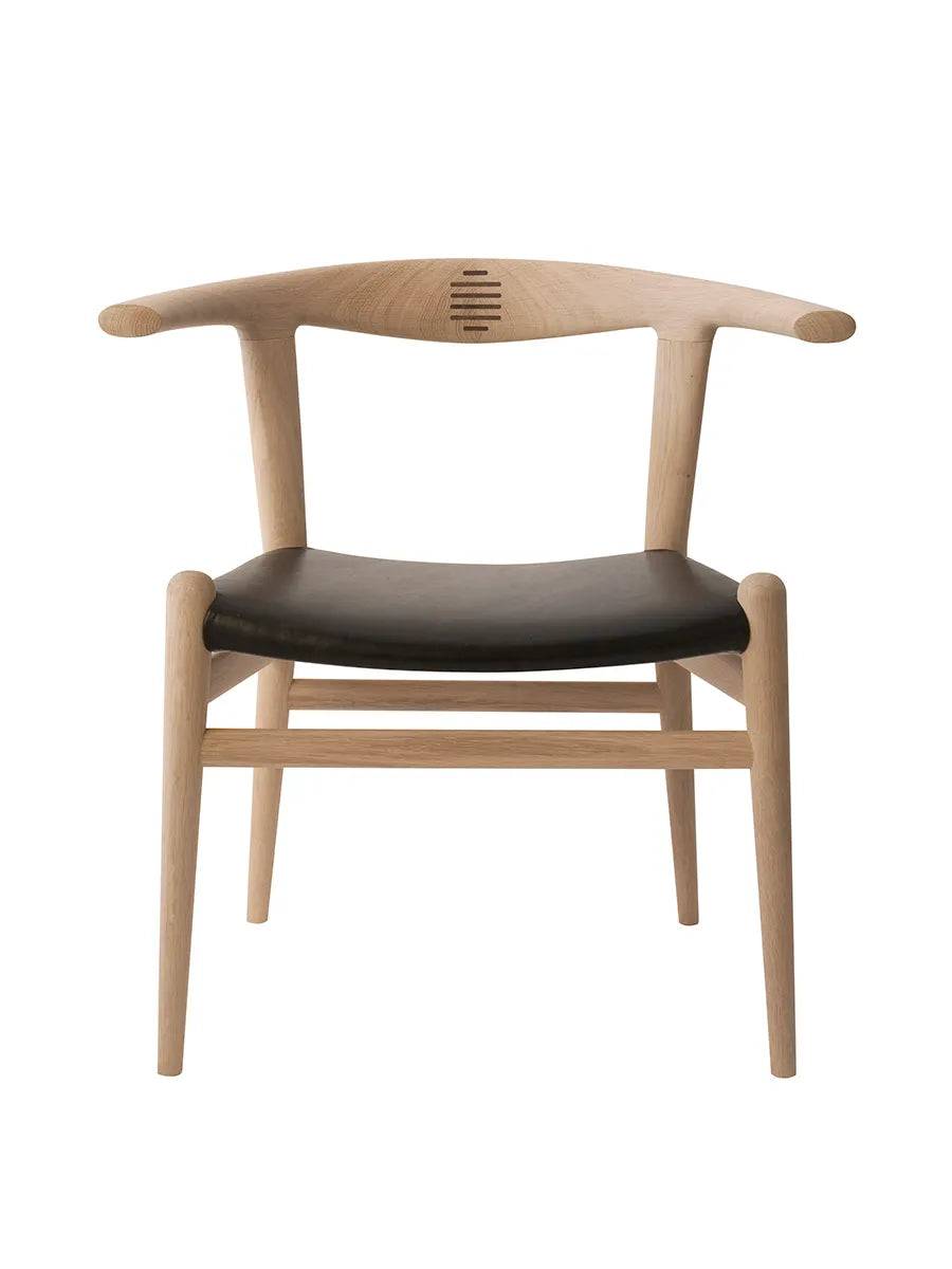 PP518 Tyrestol m. polstret sæde af Hans J. Wegner Standardlæder / Ask / Sæbebehandlet - Jacobsen Plus