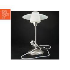 Bordlampe med glaskuppel (str. 40x22 cm)