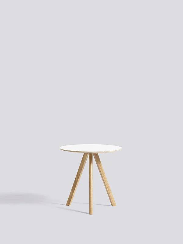 Copenhague CPH20 Sofabord, Ø50 cm fra Hay Lakeret eg / Hvid laminat - Jacobsen Plus