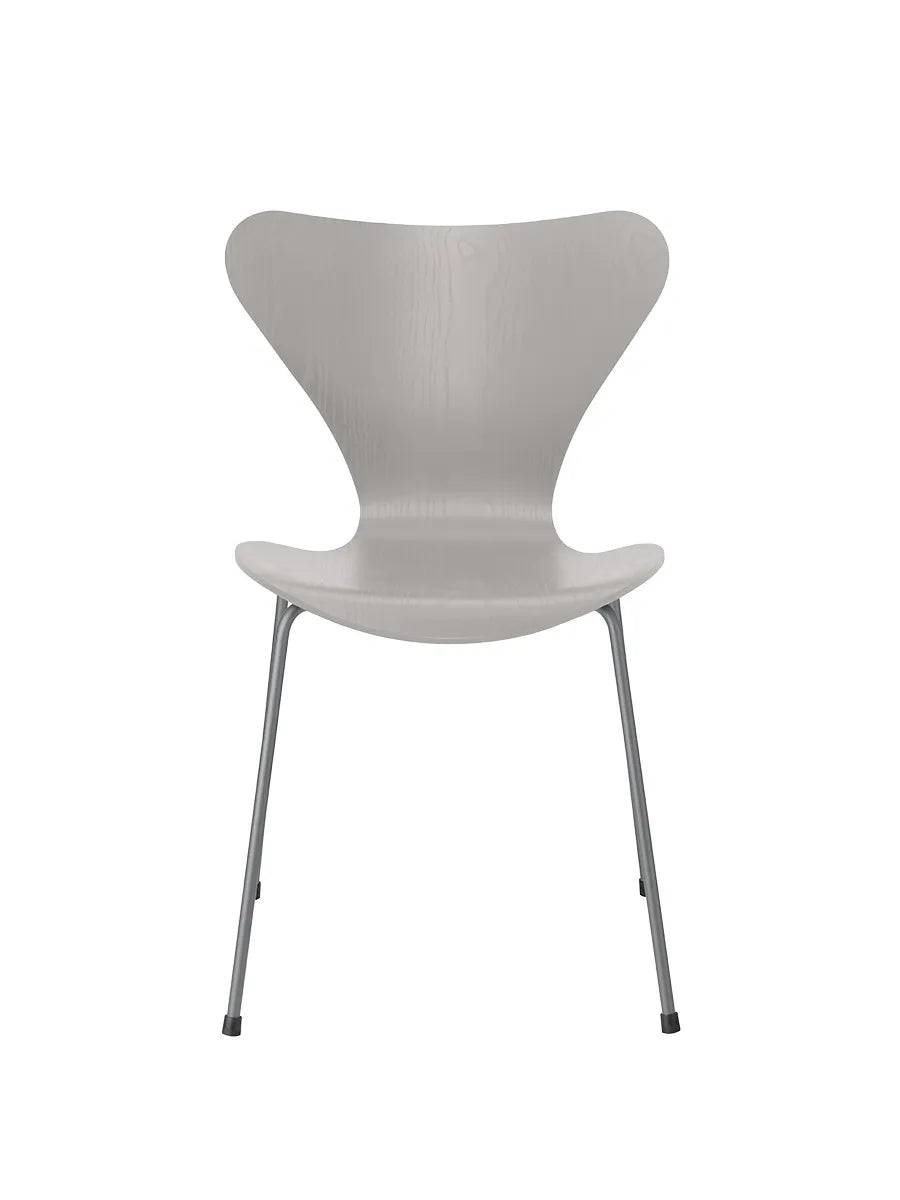 3107 Serie 7 stol i farvet ask af Arne Jacobsen Nine Grey / Silver Grey - Jacobsen Plus