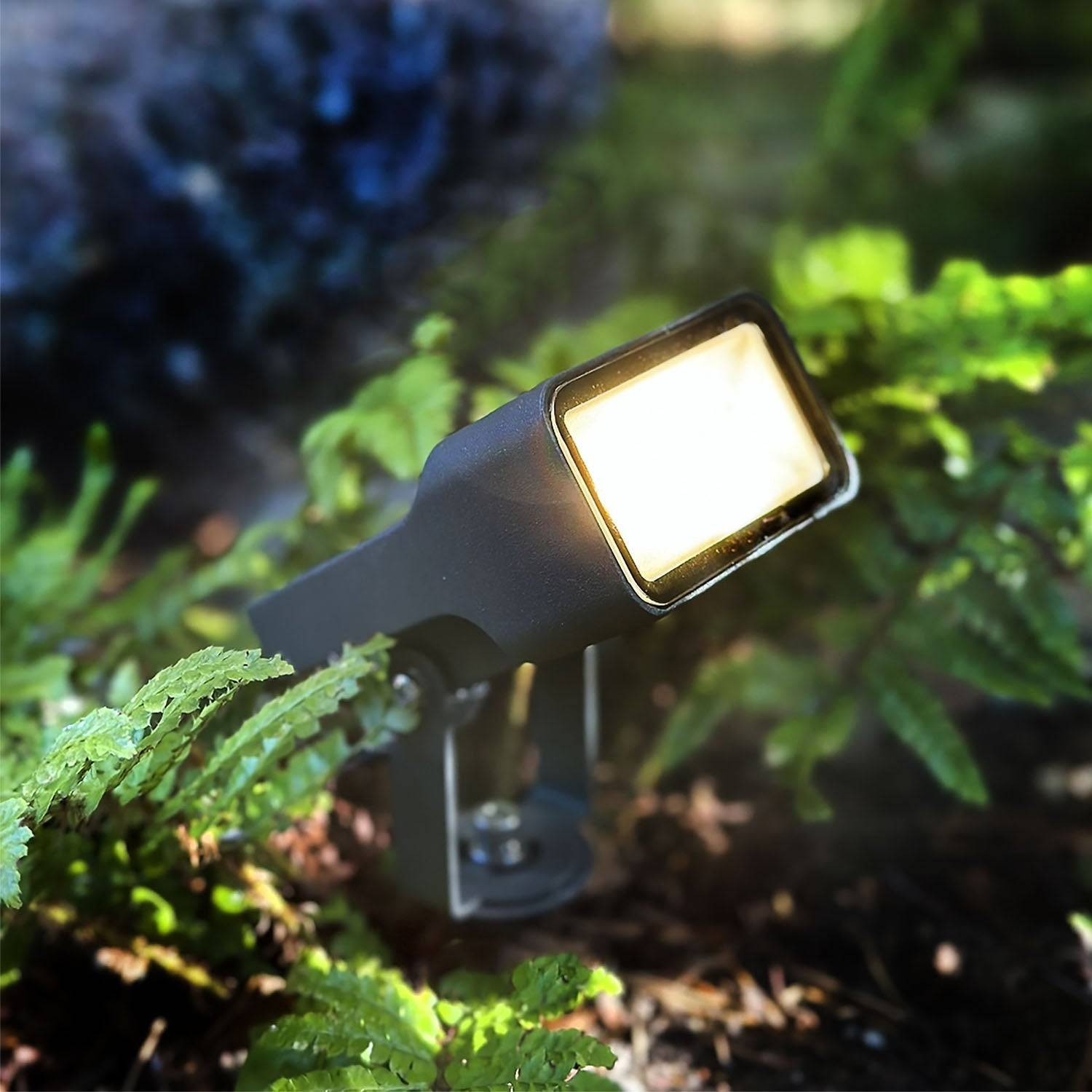 LightsOn Stella Markspot bredstrålande 115° 6W 560lm Grå