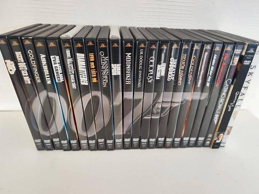 James Bond DVD-samling - 23 filmer