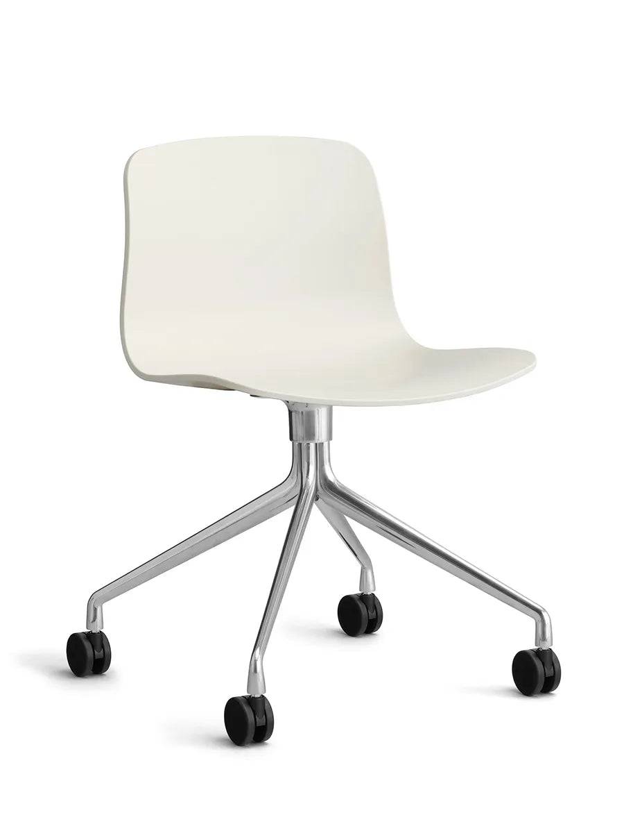 About a Chair AAC14 fra Hay Melange Cream / Poleret aluminium - Jacobsen Plus