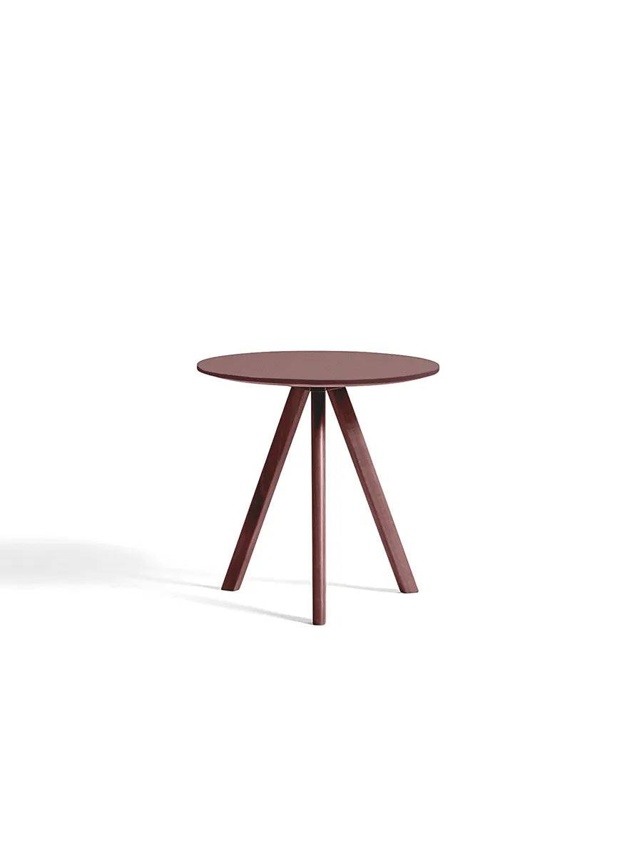 Copenhague CPH20 Sofabord, Ø50 cm fra Hay Bordeaux lakeret eg / Burgundy Linoleum - Jacobsen Plus