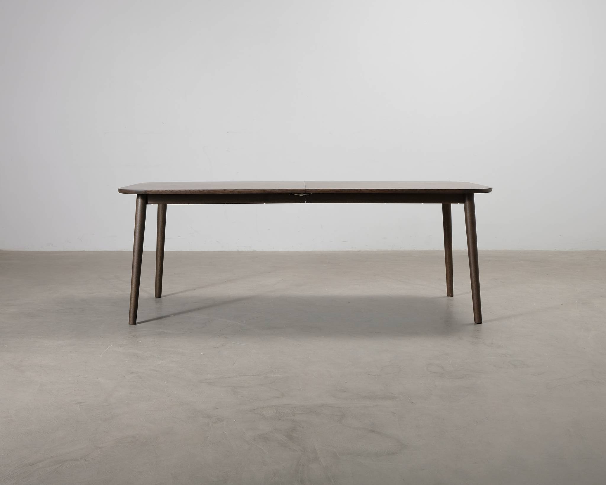 Mio Sixten förlängningsbart matbord 210-314 cm