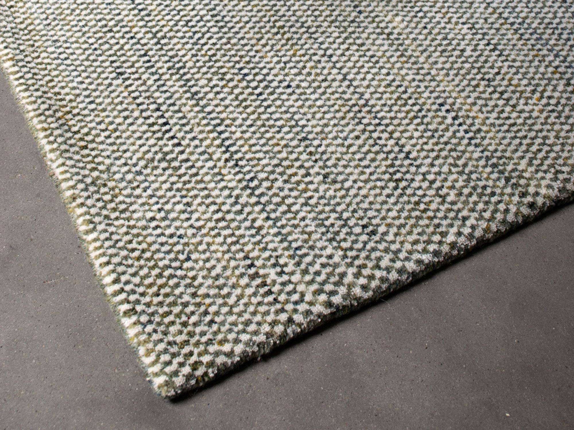 H.C. Tæpper - Helsinki tæppe - B140 x L200 cm / 1560-440 - Ivory Green