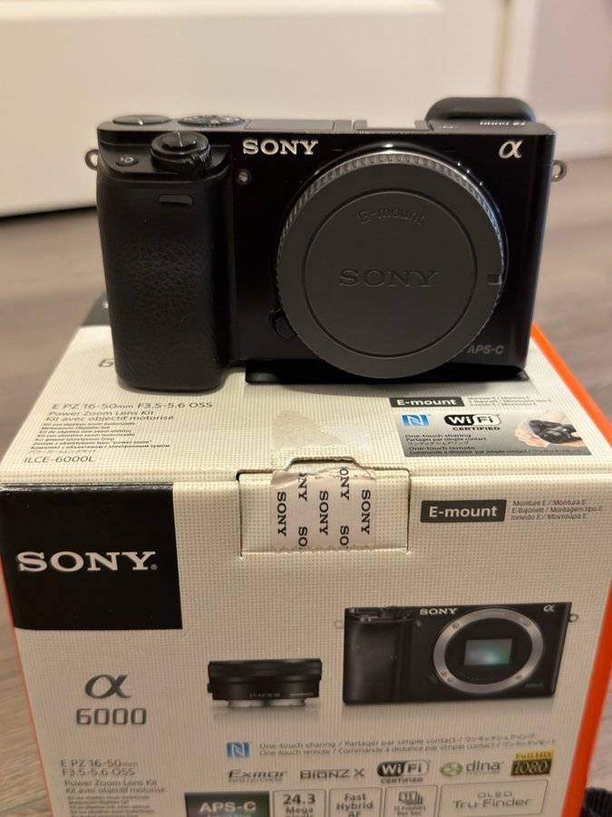 Sony Alpha a6000