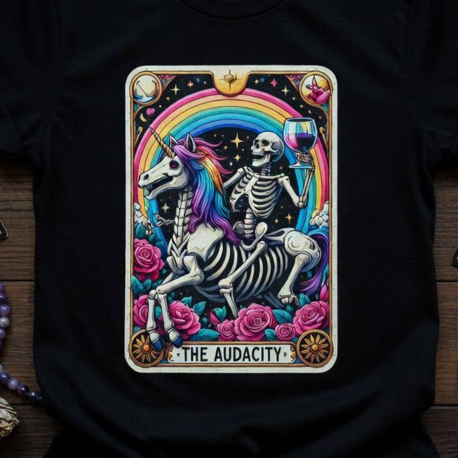 Skelett på Enhörning T-shirt, Regnbågs Tarotkort Tee, Rolig Hexprydd Unisex Topp, Djärv Blommig Mörk Humor Skjorta, Sarkastisk Nyhet T-shirt cm blue
