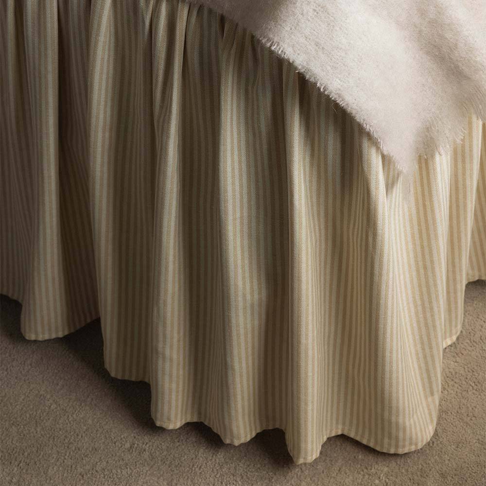 Mille Notti Laura Stripe Sängkappa 160x54 Beige (160x54)