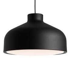 Lens 45 - Pendlad taklampa | 2 färgalt. | Färg: Svart strukturlack (RAL 9005) | Ljuskälla: LED-modul | 3000 K | 21W | 973 Lumen