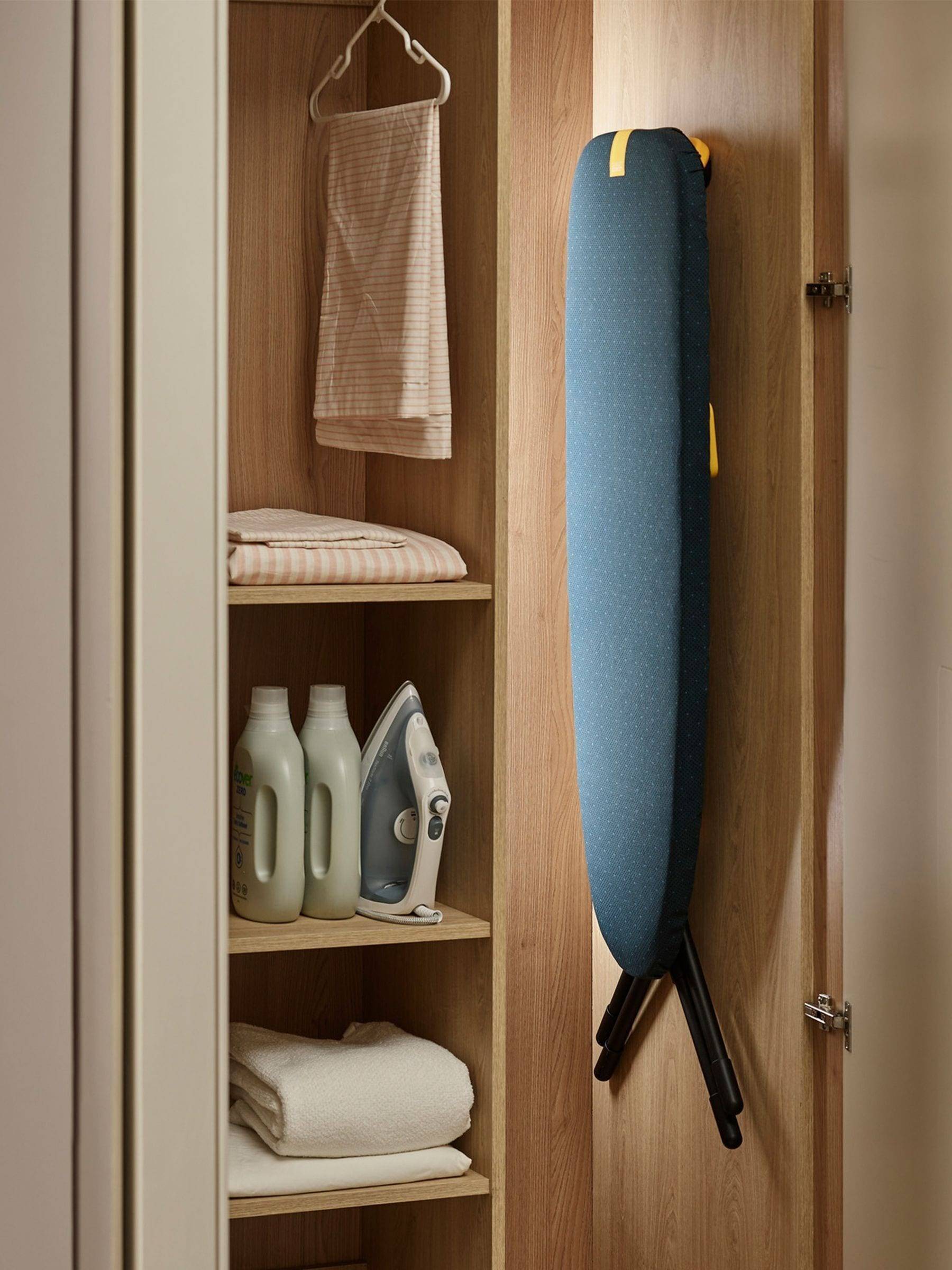 Joseph Joseph Joseph Joseph Black Glide Compact Plus Ironing Board