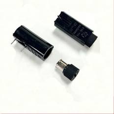 El-panel med 6 kontakter og sikringer til 12V, Sort