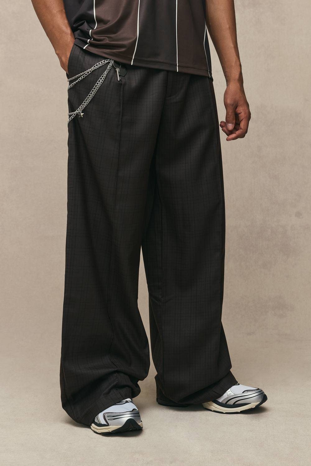 Baggy Fit Check Pin-tuck Smart Trouser With Chain | Chocolate | Size 46