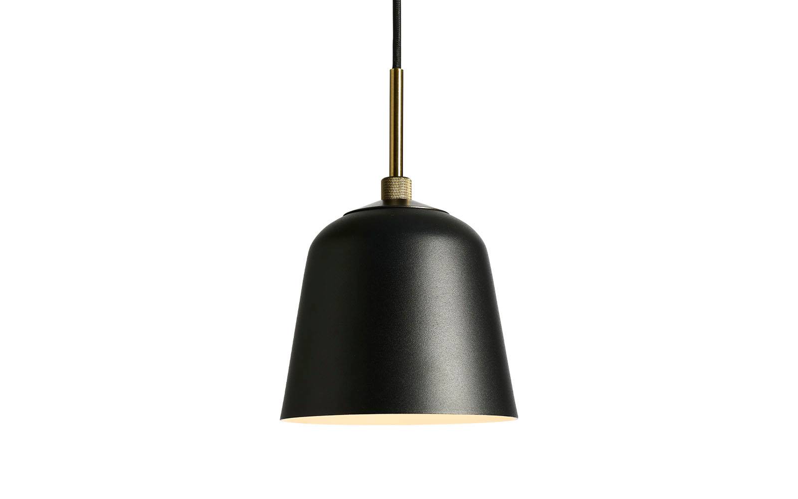 Halo Design Room 49 sort pendel
