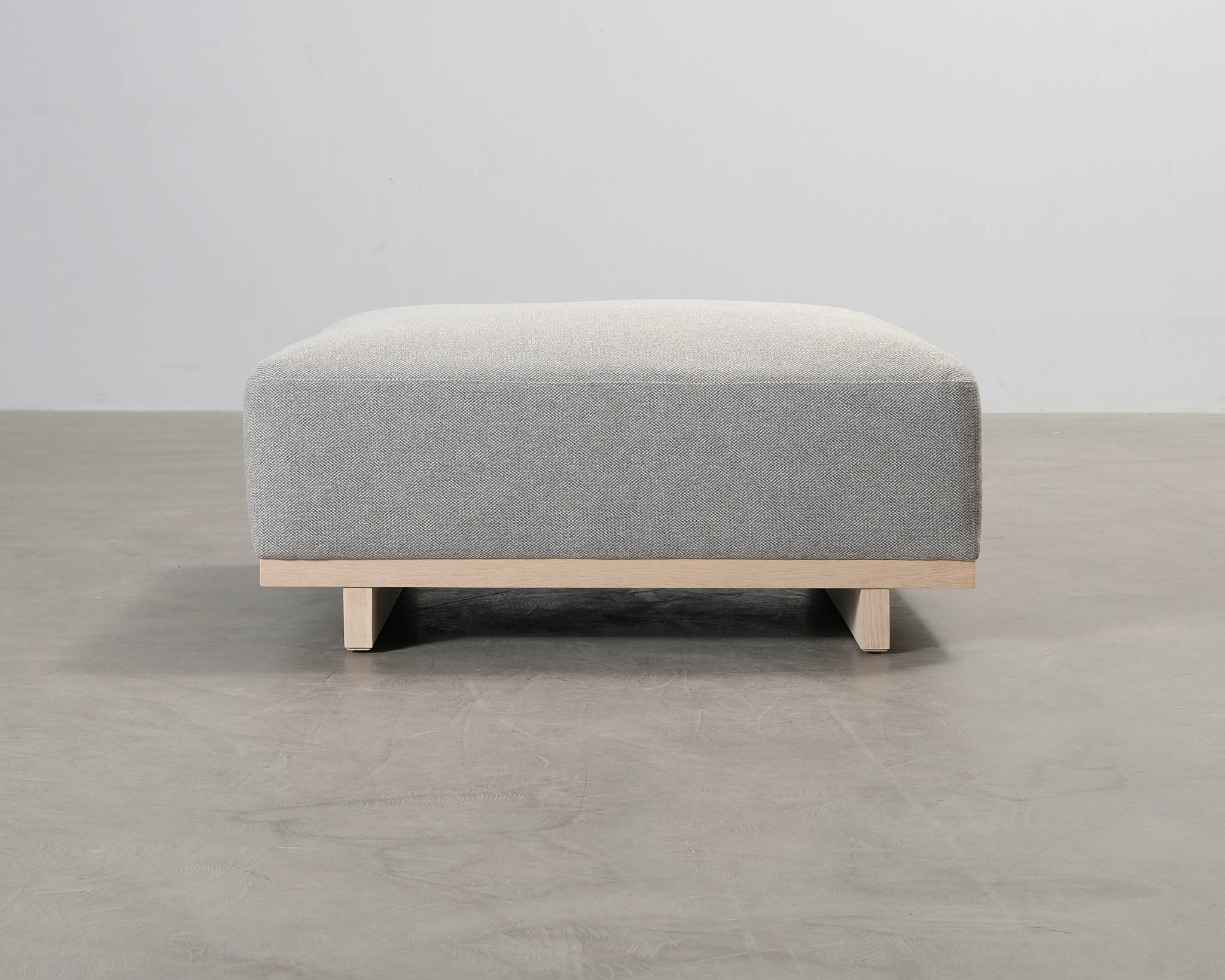 Sofacompany Aya fotpall green harmaanbeige