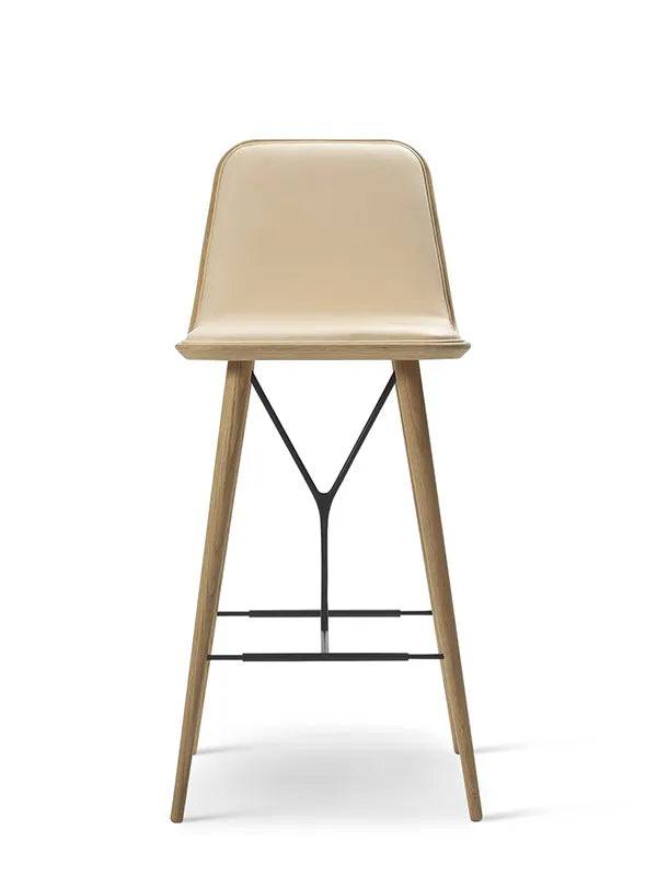 Spine Barstool fra Fredericia Furniture Stofgruppe 0 / Eg lak - Jacobsen Plus