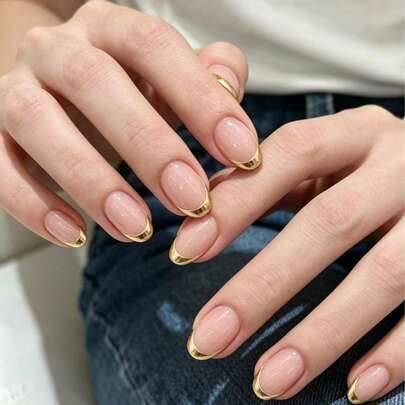 24-delars set med ovala, självhäftande lösnaglar, minimalistiskt guldfärgat franskt manikyrkit, innehåller 1 nagelfil och 1 gelnagellack. Lämplig för