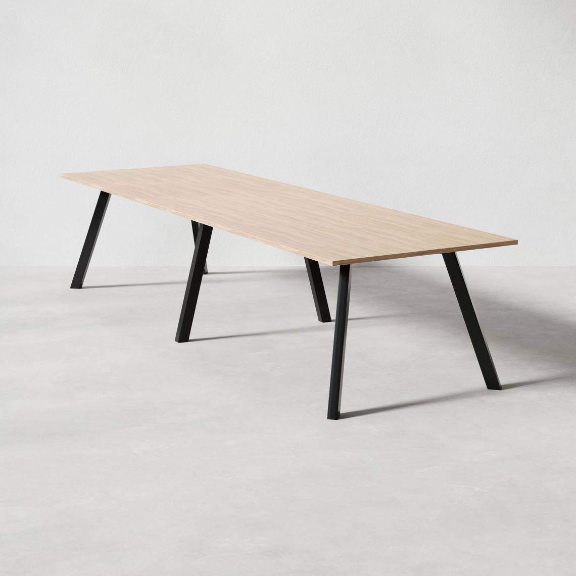 Konferensbord Viggo, Höjd 73 cm, Längd 420 cm, Bordsskiva Ek, Underrede Svart