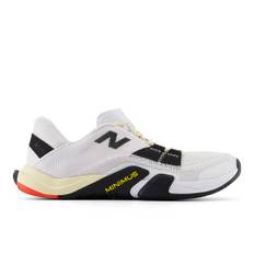 New Balance Kvinder Minimus TR v2 i Black Textile