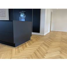 Stavparkett - Ek Design med klar mattlack - Bredd 70 mm Varuprover