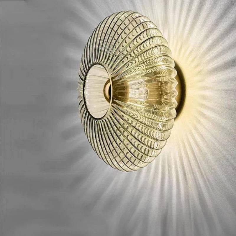 Verre Luminis – Elegant Glas Vägglampa för Stämningsfull Belysning - Rökgrå / Varm vit