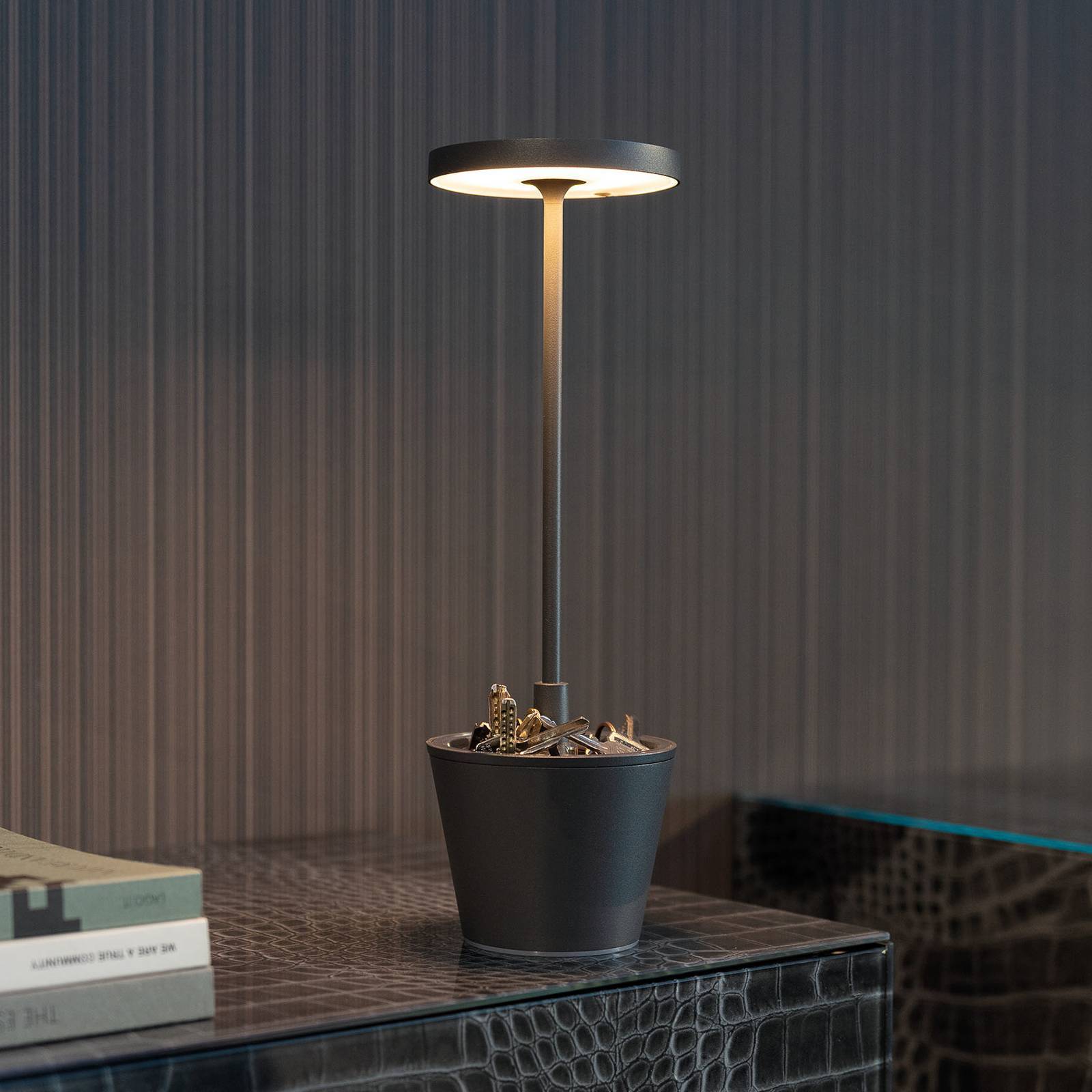 Zafferano Poldina Reverso batteridriven bordslampa grå Reverso, dimbar, Aluminium / grå / zink, Vardagsrum / matsal, Aluminium / grå / zink, Modern