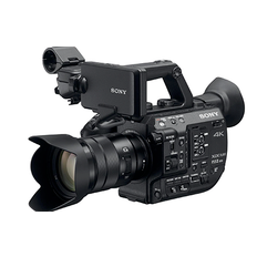 Sony PXW-FS5K MK2 4K XDCAM Super 35mm med 18-105mm f:4