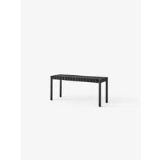 Betty bænk TK4 fra &Tradition (Black/Black)