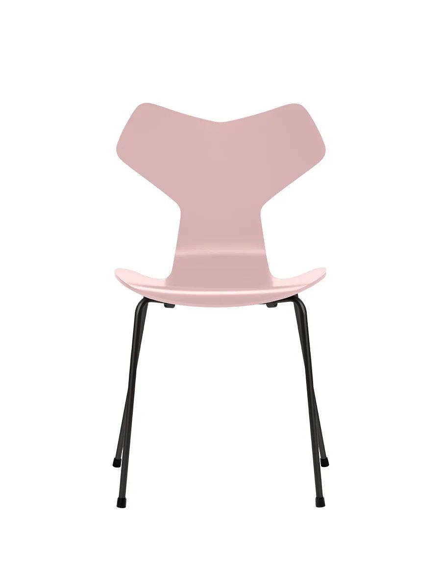 3130 Grand Prix stol lakeret af Arne Jacobsen Pale Rose / Sort - Jacobsen Plus