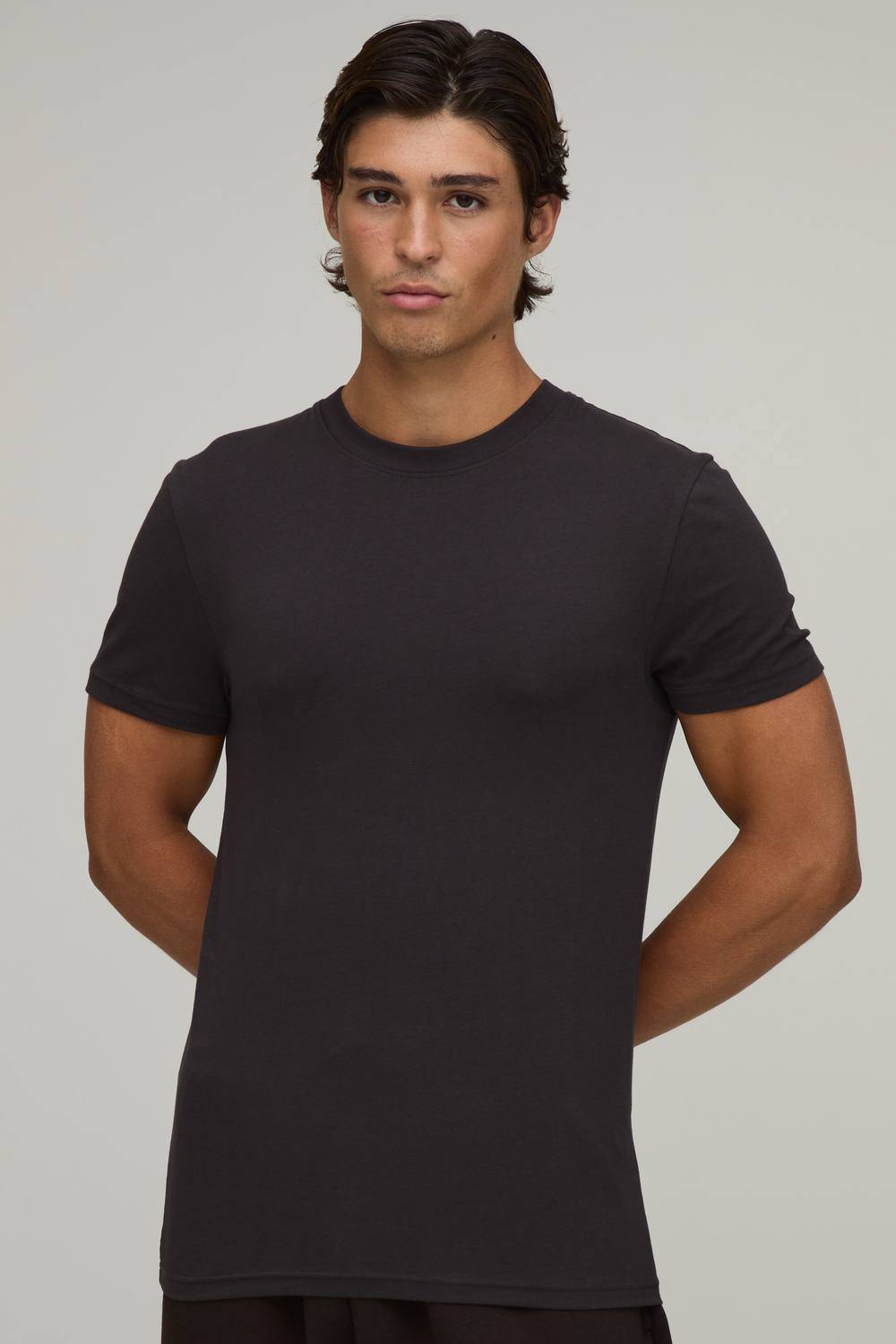 Essential Muscle Fit T-Shirt | Chocolate | Size Medium