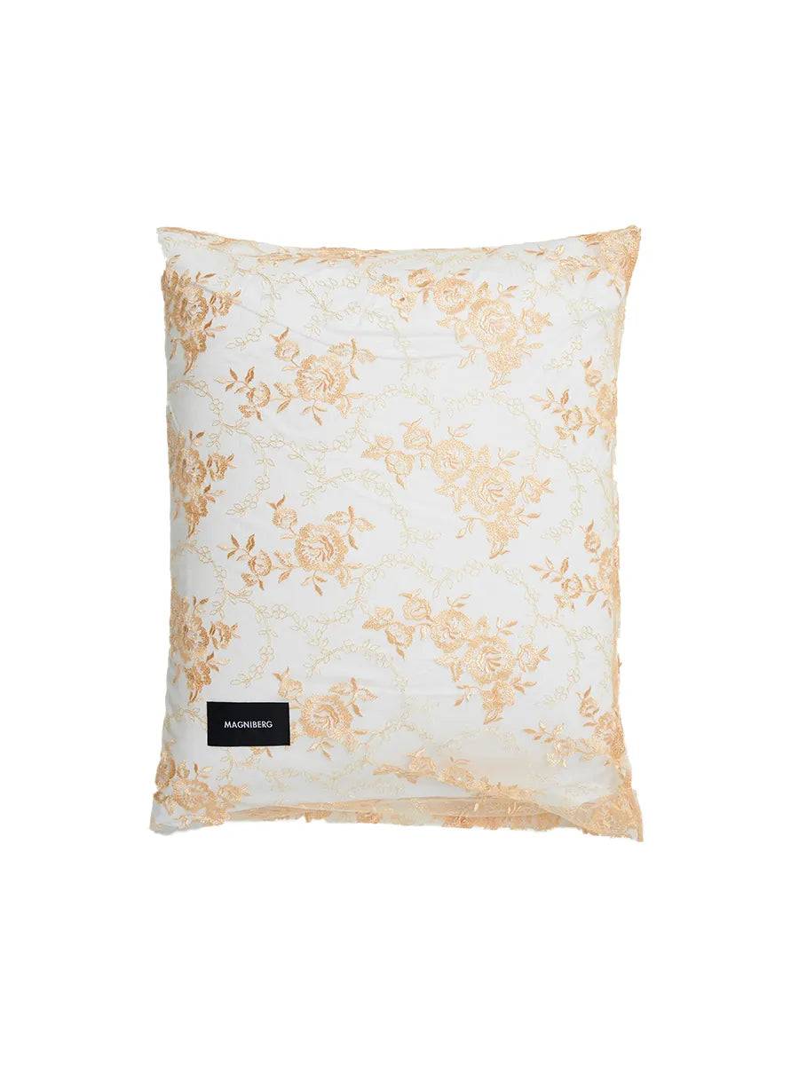Rose Lace Pillow Cover Single fra Magniberg Apricot / 50 x 70 cm - Jacobsen Plus