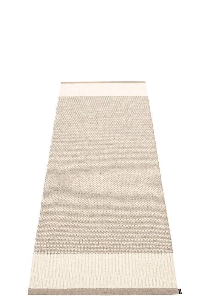 Pappelina Edit plast løber 60-70- 85 cm bred - Mud/Vanilla/Linen metallic / 70x120 cm