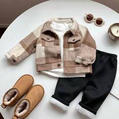 3 st/set Baby Boy Casual Basic Varm Fleece Ribbad Stativ krage Topp, Retro Rutig Jacka Och Bekväma Termo Fodrade Byxa Set, Höstkläder Lämpliga för fri - Brun (6-9M,9-12M,12-18M,18-24M,2-3Y)