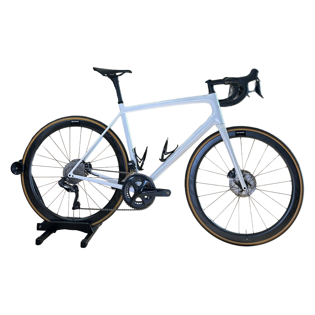 Specialized Aethos 2021 - Shimano Ultegra Di2 2x11sp - Scope AEA R4 Carbon