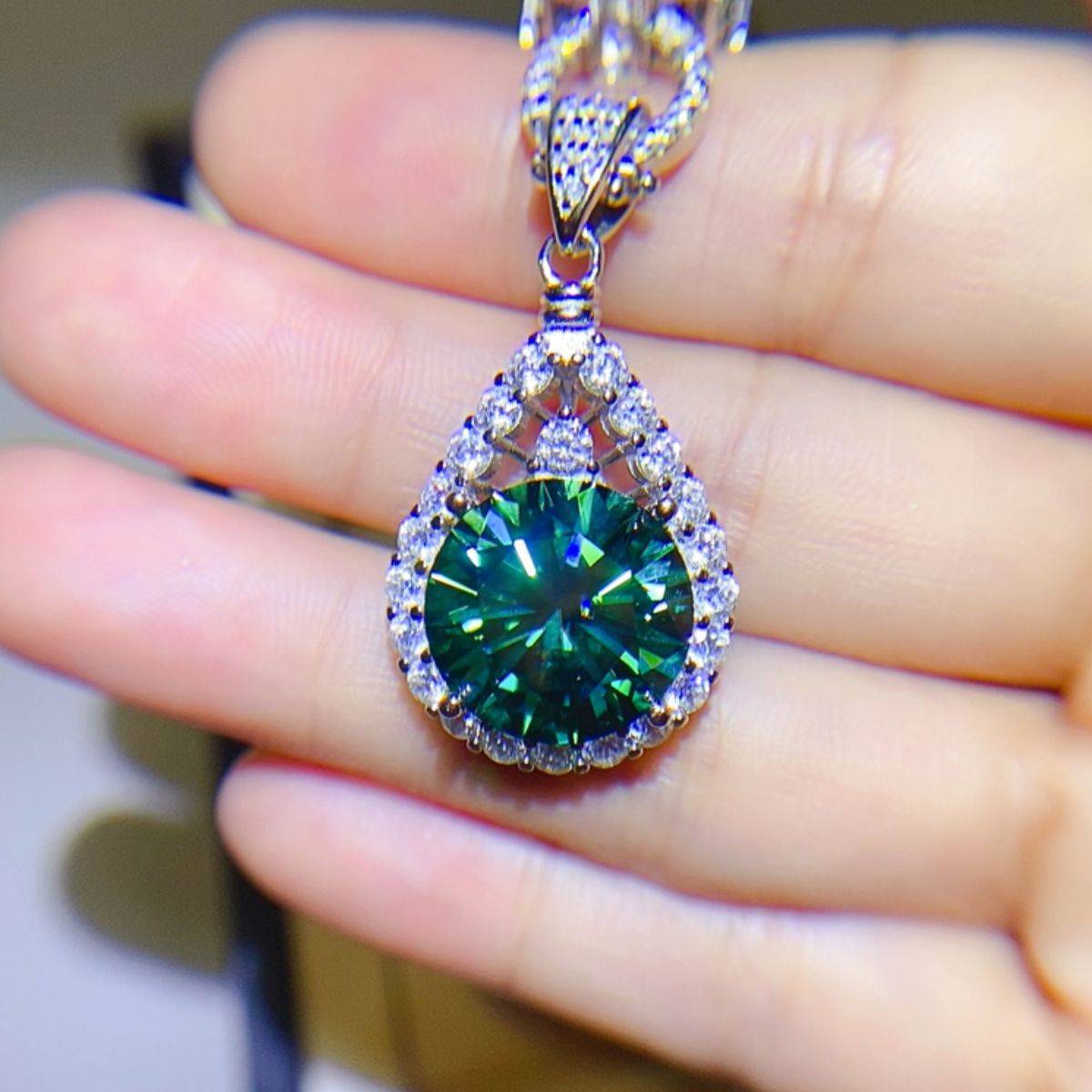 10 Carat Lab-grown Adored Sterling Silver Teardrop Shape Necklace - Silver / One Size